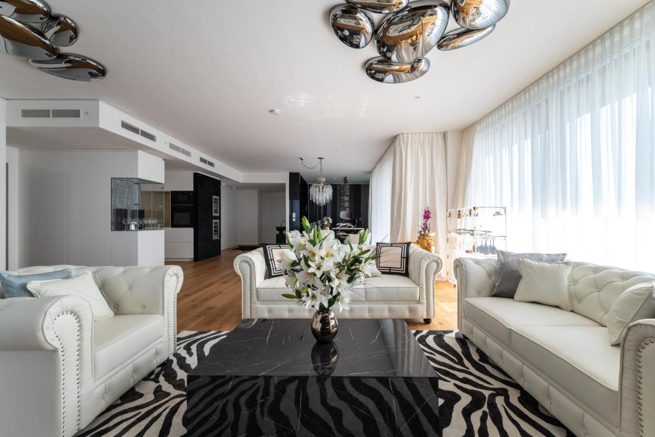 Exclusive 2Br Skyline Penthouse By Hm Lägenhet Wien Exteriör bild