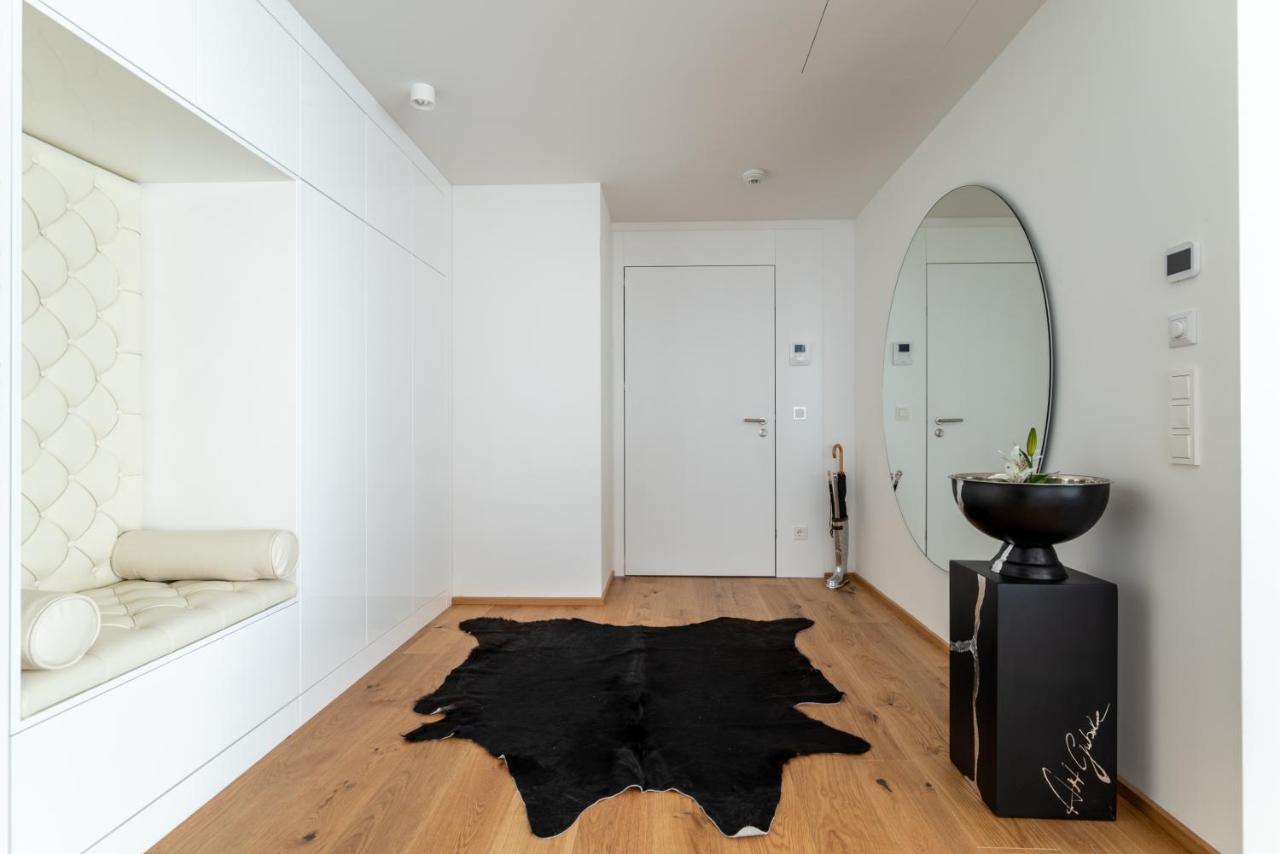 Exclusive 2Br Skyline Penthouse By Hm Lägenhet Wien Exteriör bild